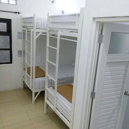 A Pousada Setia Backpacker Jogjacarta Exterior foto