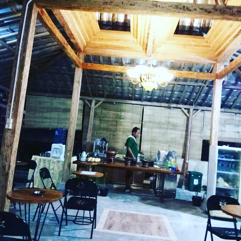 A Pousada Setia Backpacker Jogjacarta Exterior foto