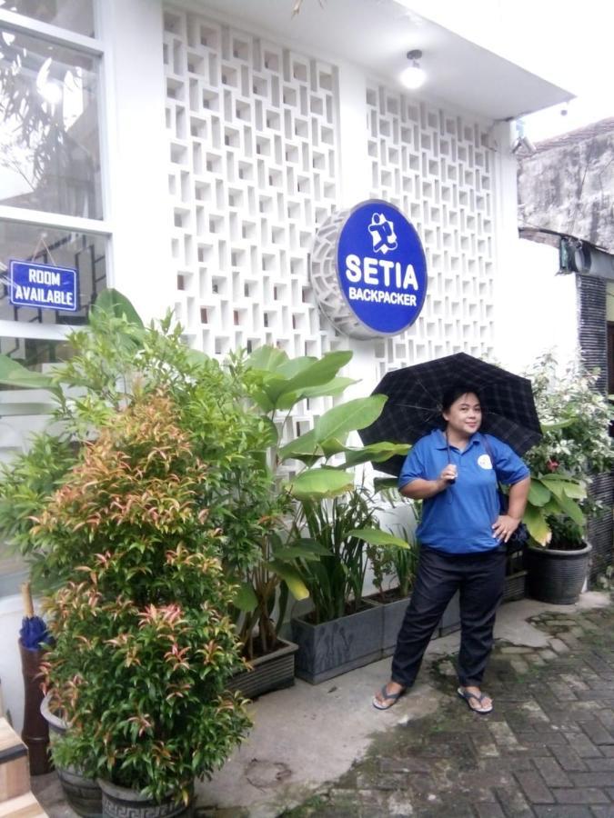 A Pousada Setia Backpacker Jogjacarta Exterior foto