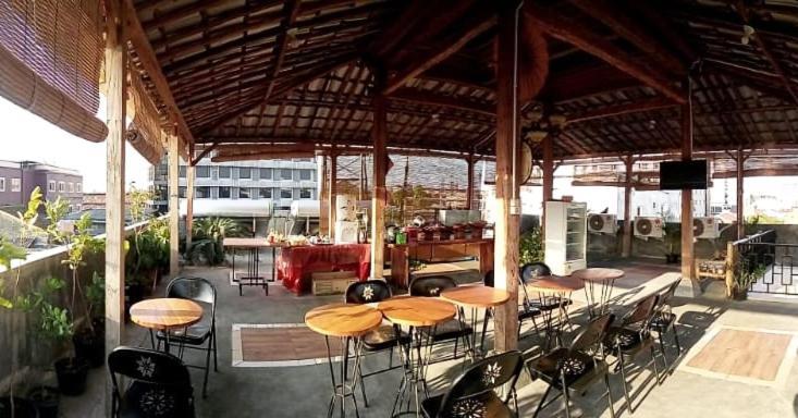 A Pousada Setia Backpacker Jogjacarta Exterior foto